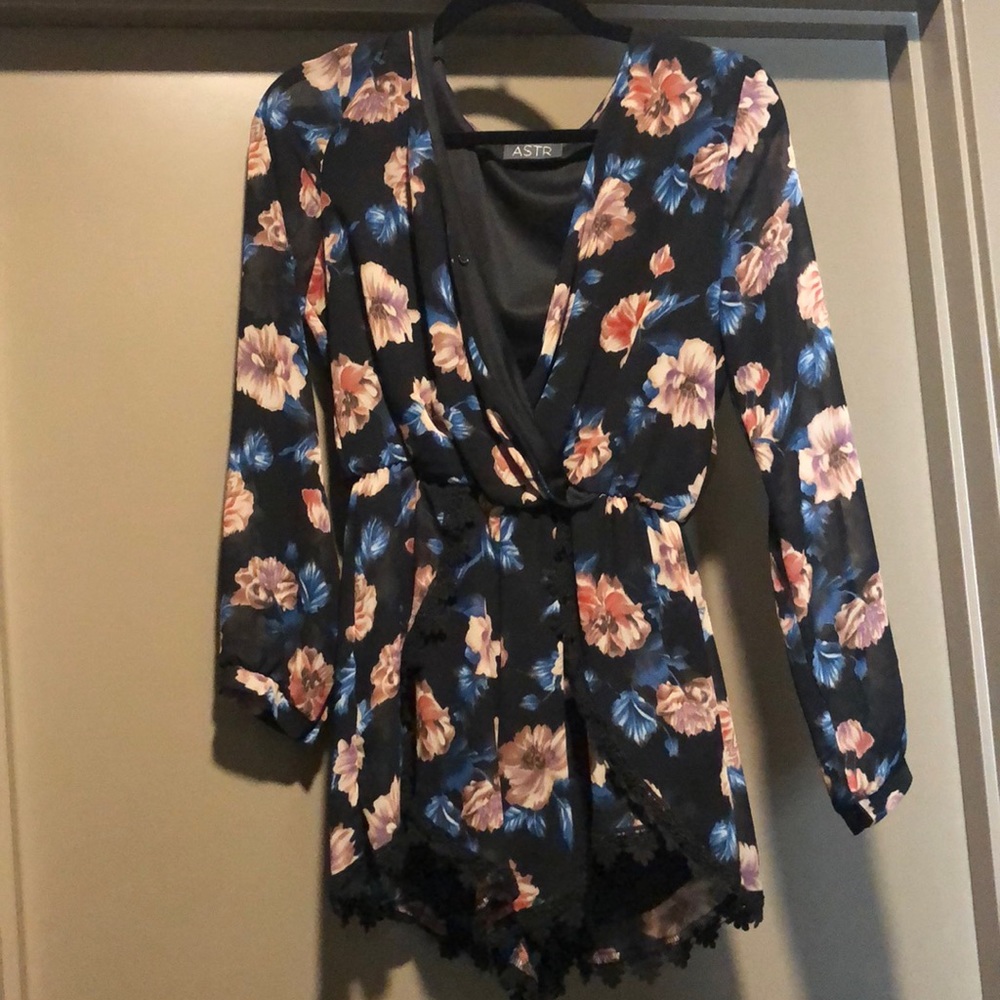 ASTR Floral Romper